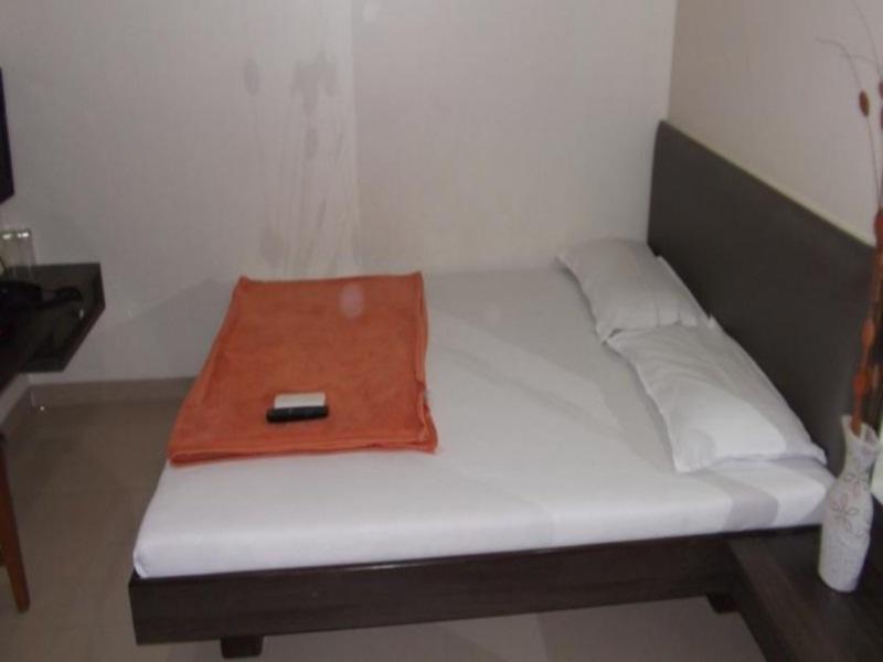 Treebo Bhagyashree Executive Hotel Mundhwa Bagian luar foto